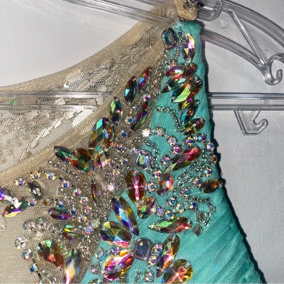 Rachel Allan Green Formal Size 0 - Picture 8 of 9